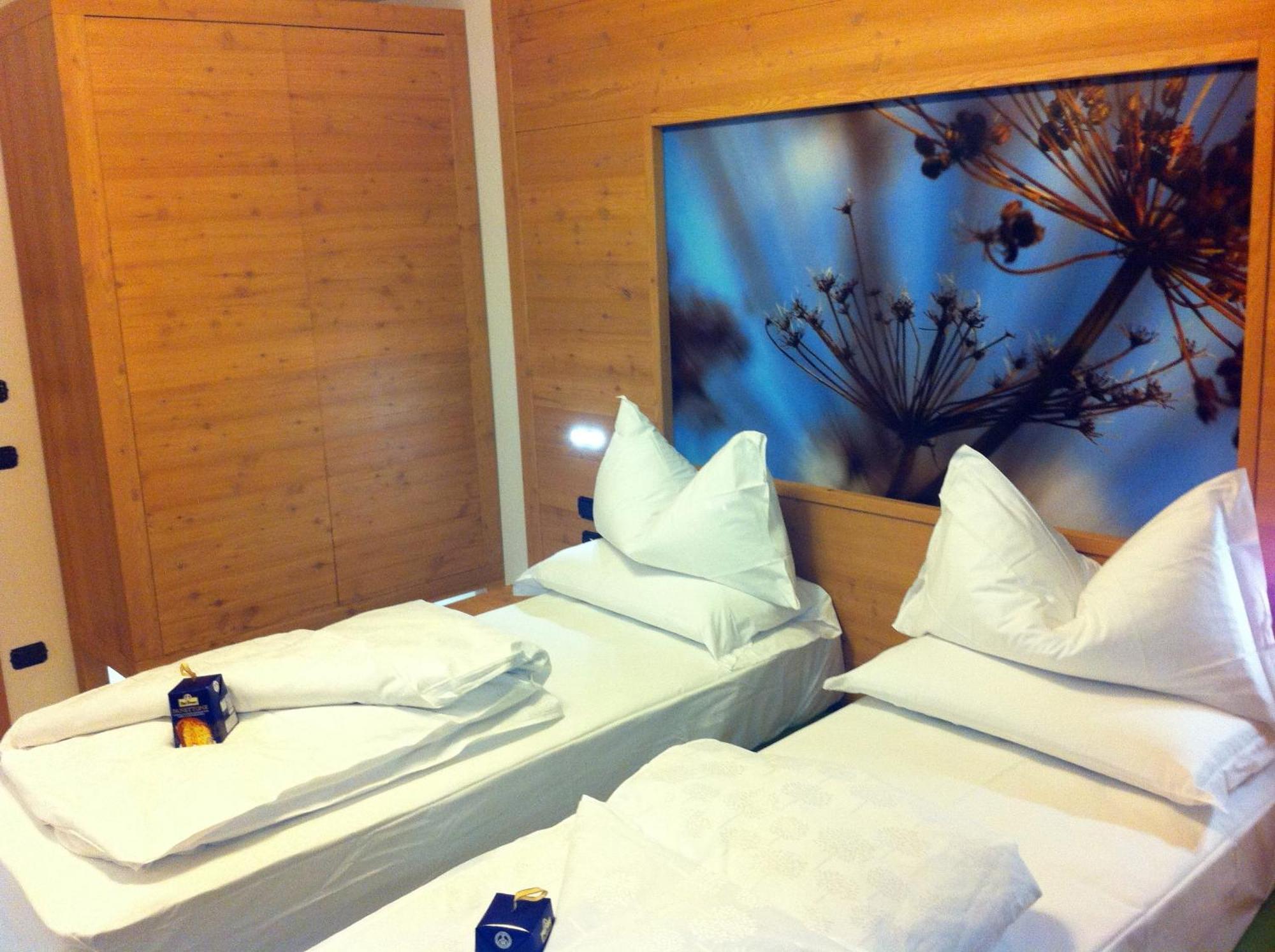 Relais Fior Di Bosco Aparthotel Folgaria Bagian luar foto